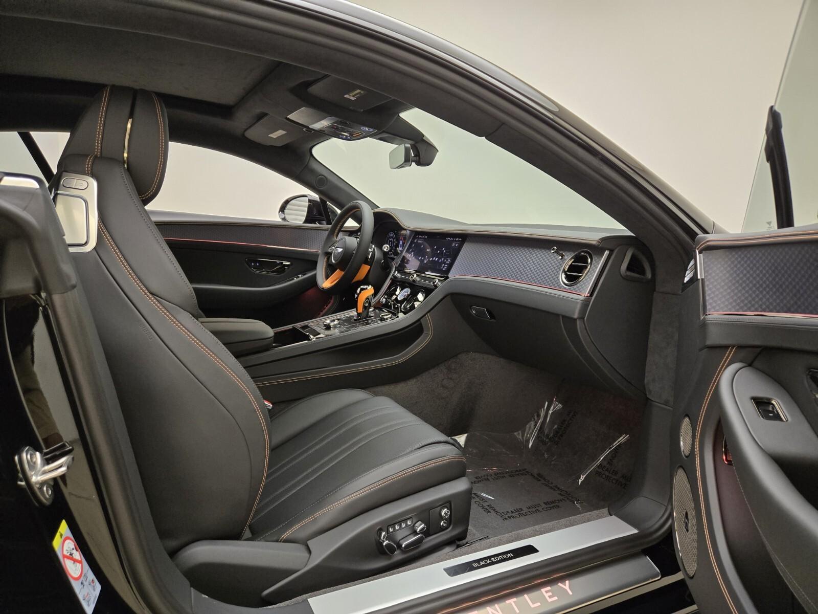 2025 Bentley Continental GT Black Edition - Photo 23