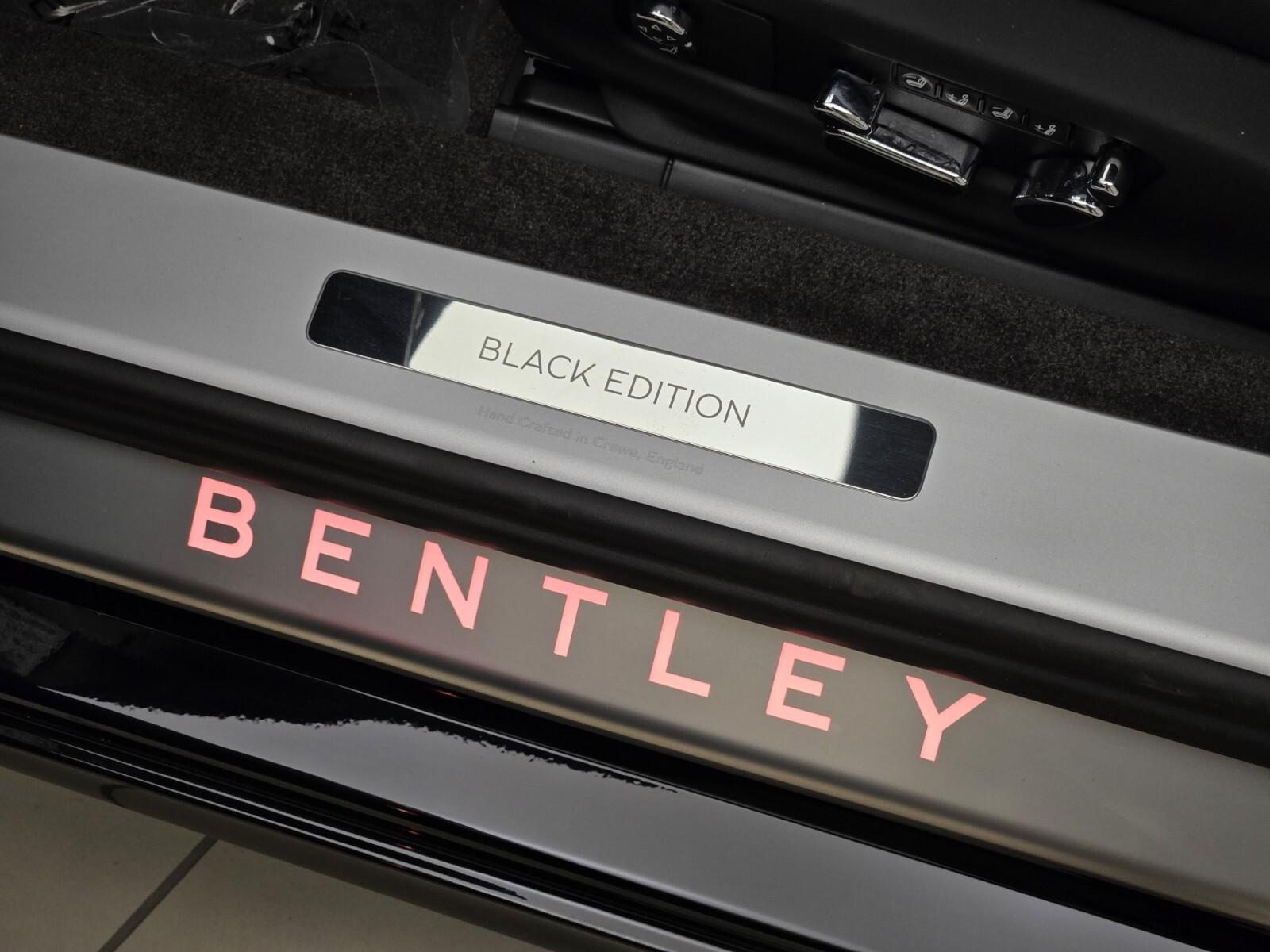 2025 Bentley Continental GT Black Edition - Photo 33