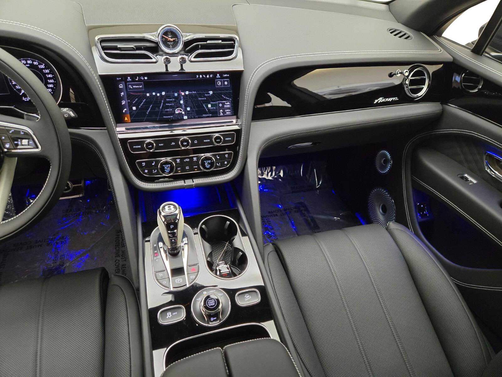 2025 Bentley Bentayga Azure - Photo 14