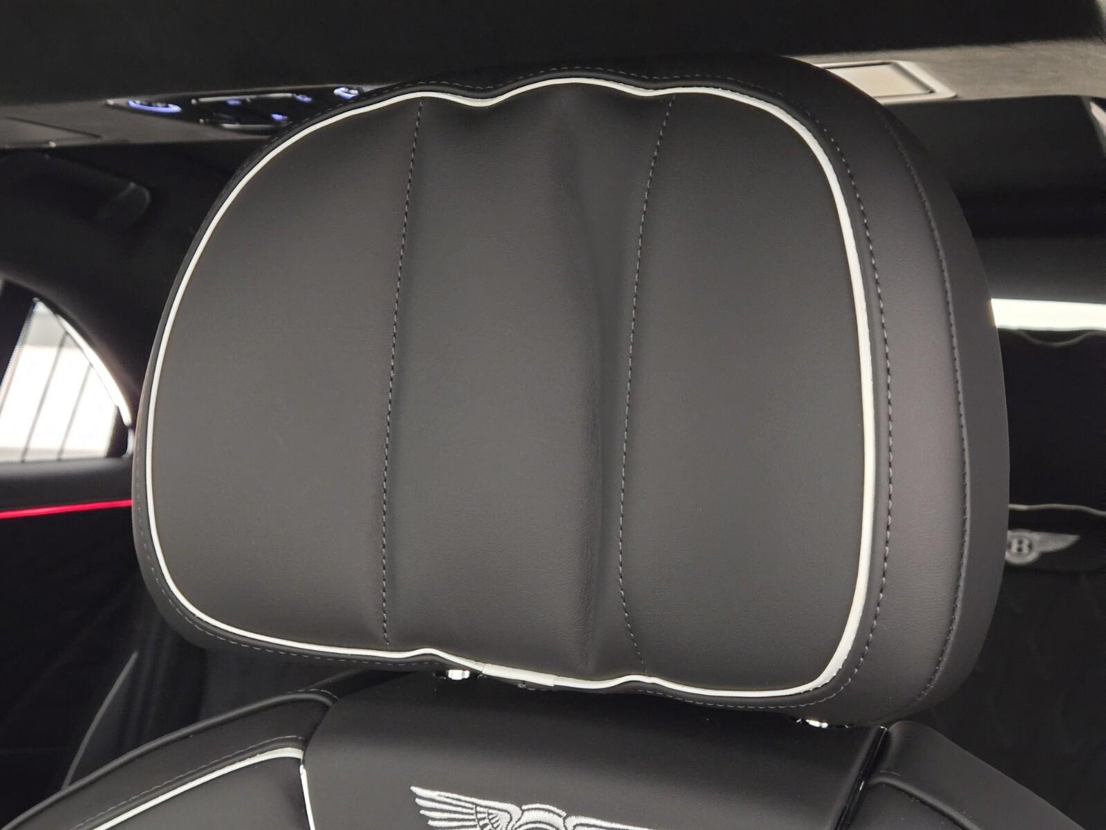 2026 Bentley Flying Spur Azure - Photo 29