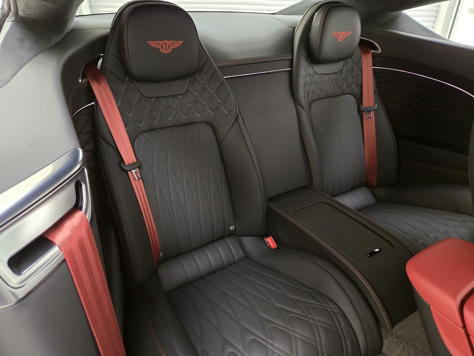 2026 Bentley Continental GT Azure - Photo 23