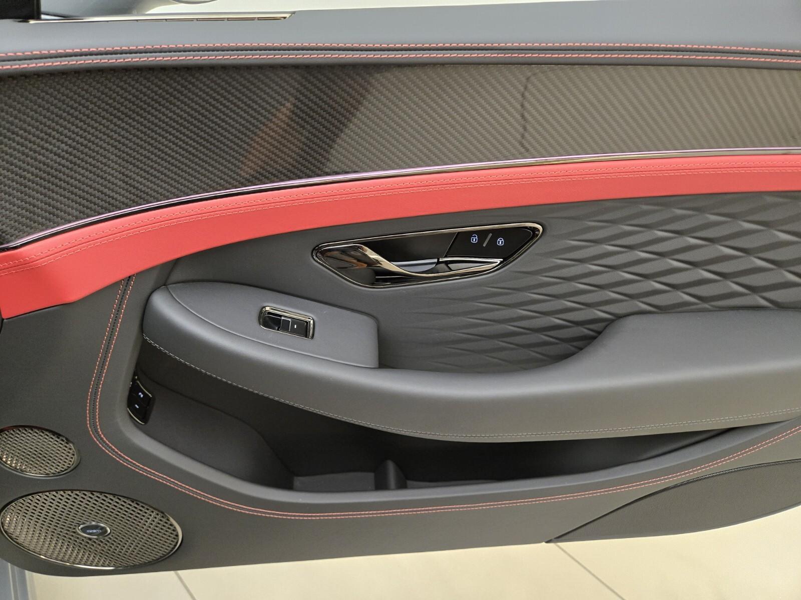 2026 Bentley Continental GT Azure - Photo 24