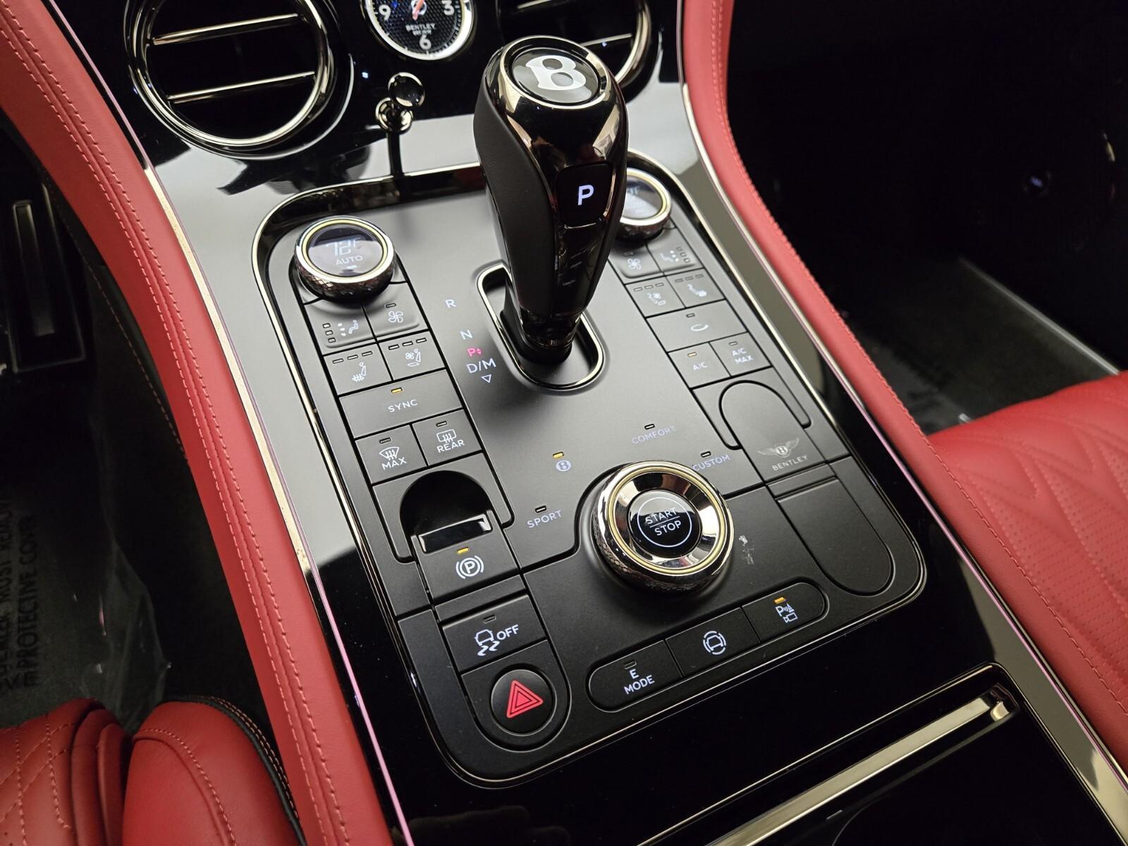 2026 Bentley Continental GT Azure - Photo 37