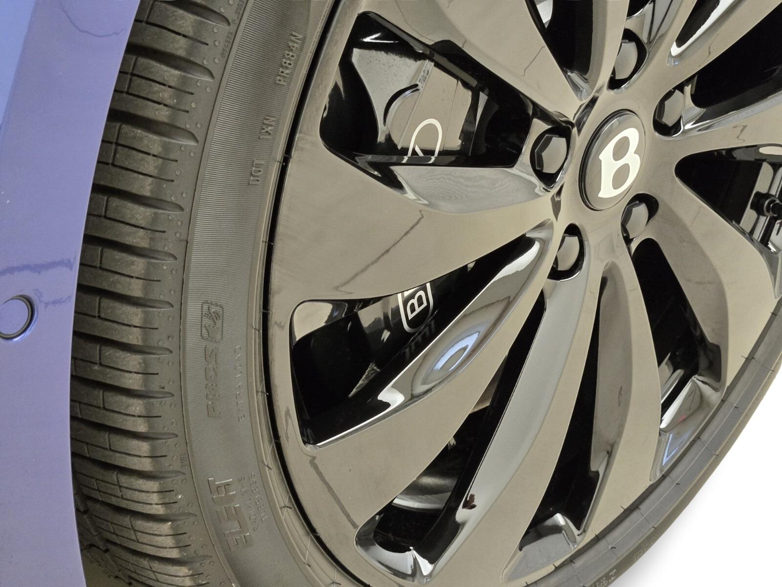2026 Bentley Continental GTC Azure - Photo 12
