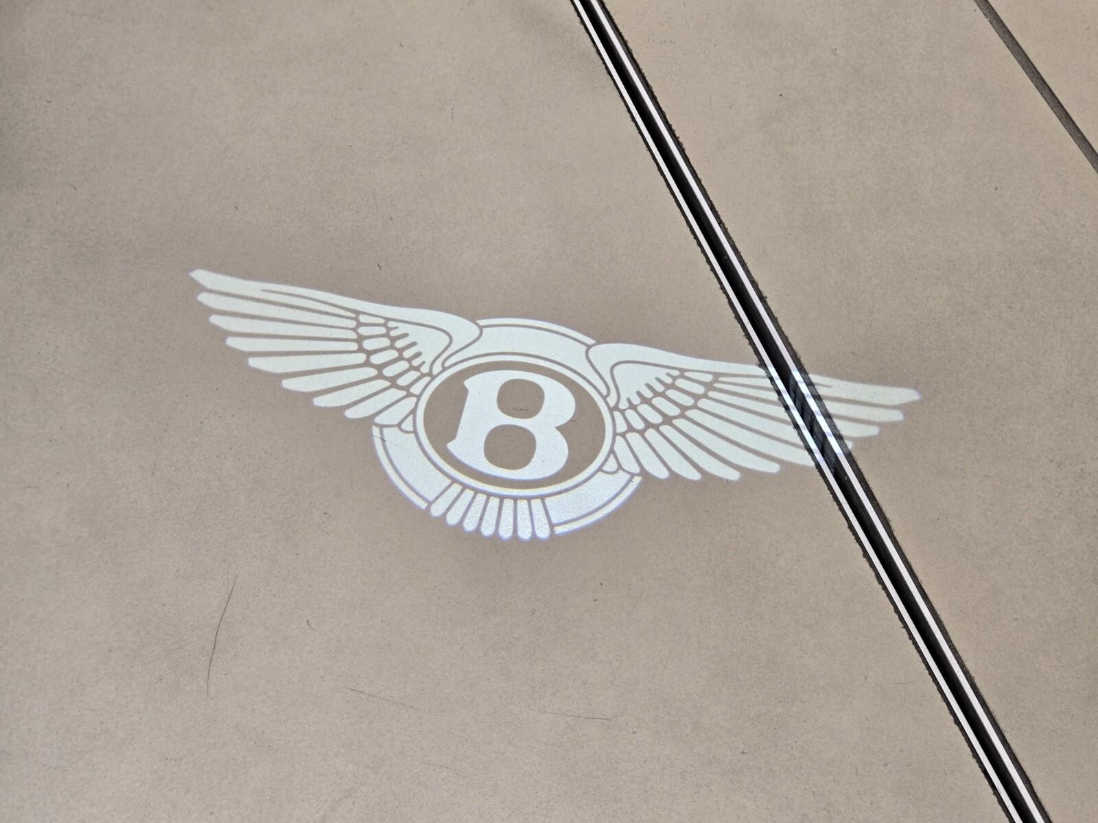 2026 Bentley Continental GTC Azure - Photo 24