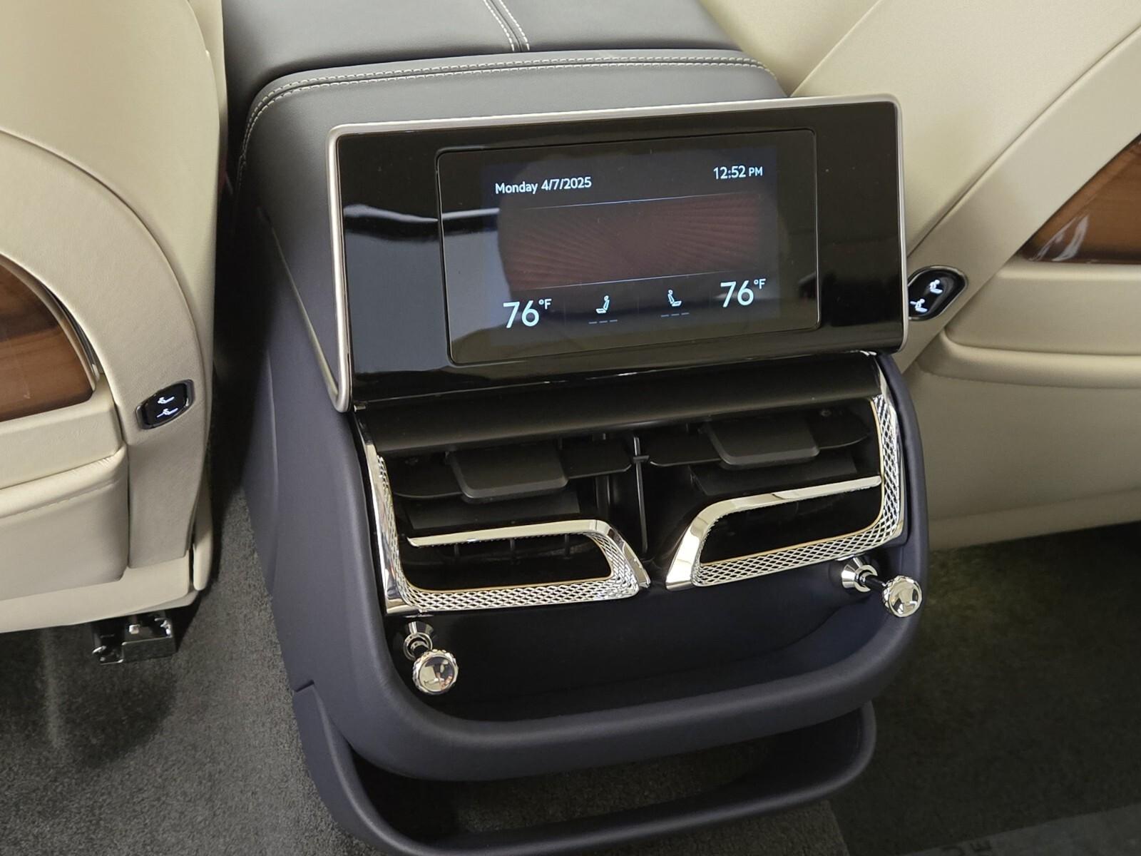 2025 Bentley Flying Spur Speed - Photo 24