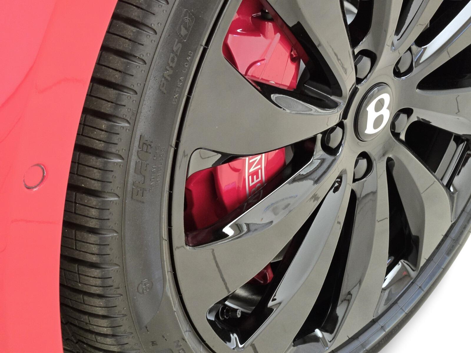 2025 Bentley Continental GTC Mulliner - Photo 18