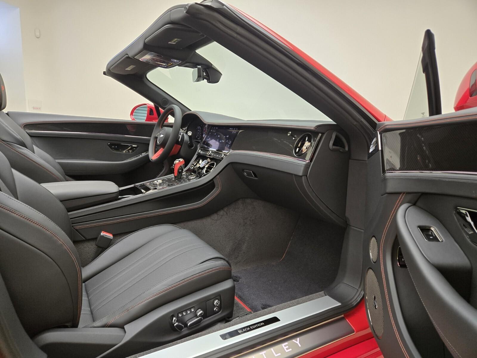 2025 Bentley Continental GTC Mulliner - Photo 24