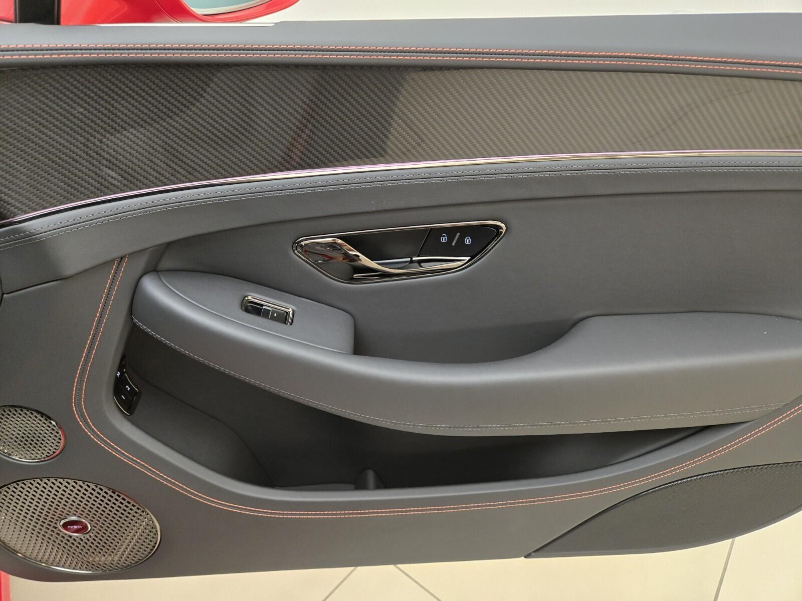 2025 Bentley Continental GTC Mulliner - Photo 27